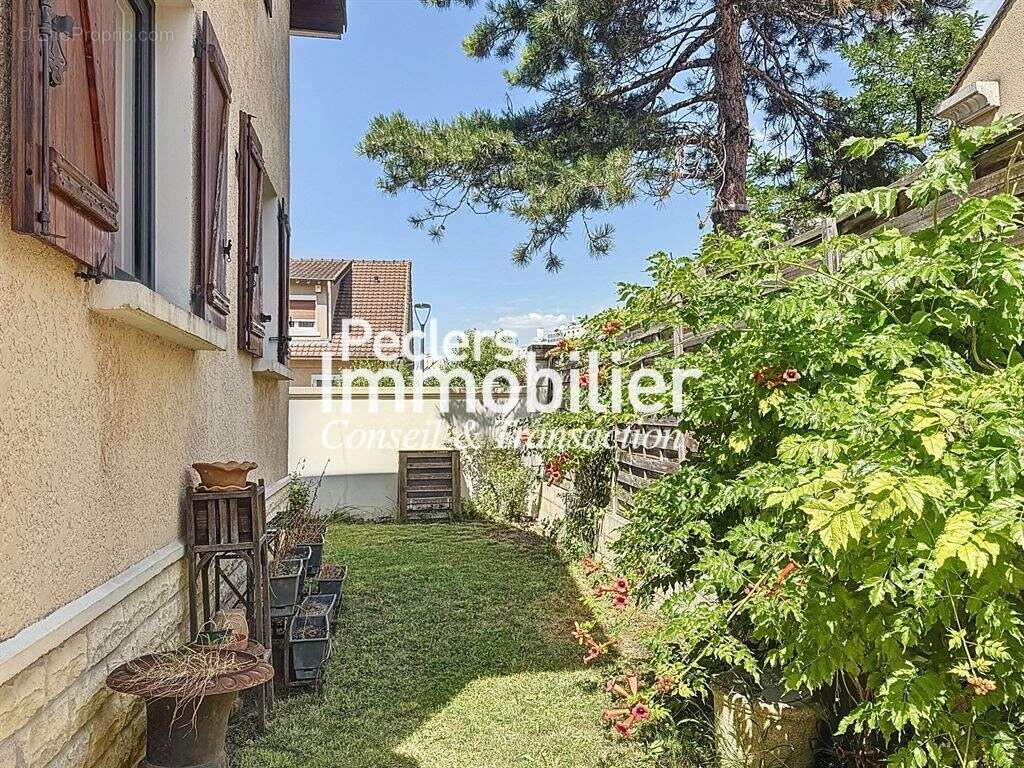 Maison à RUEIL-MALMAISON