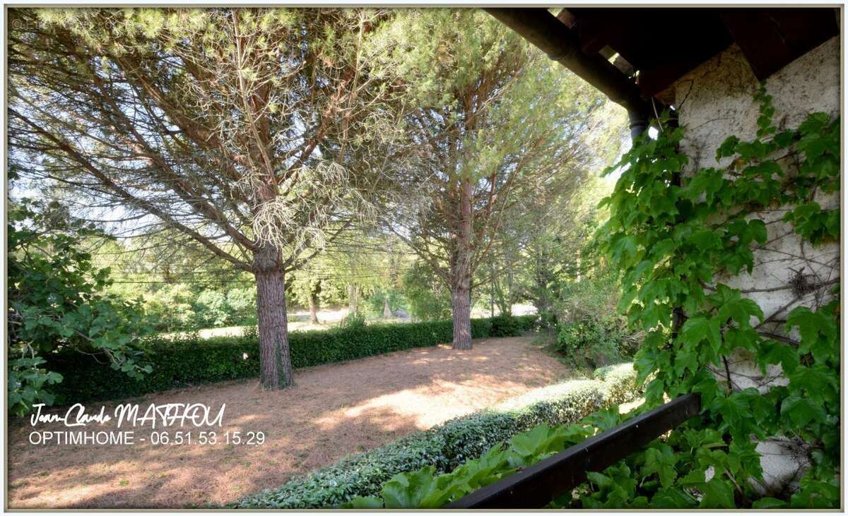 En bordure du Canal du Midi – Belle demeure familiale avec jardin et double garage – Castelnaudary - photo 15