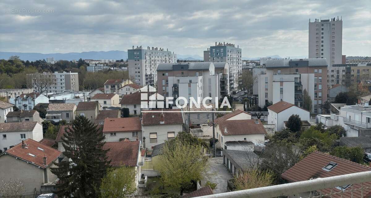 Appartement à BOURG-LES-VALENCE