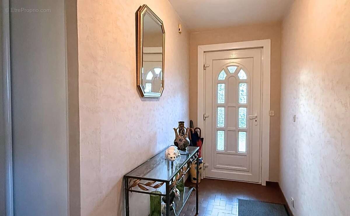 Maison à LAUWIN-PLANQUE