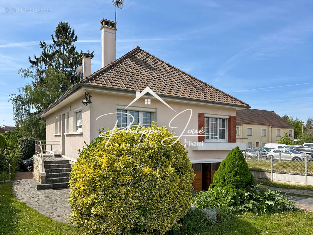Maison à SENS