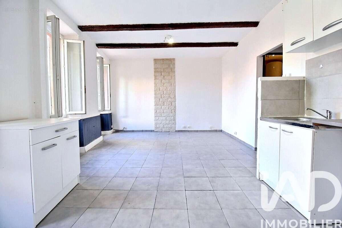 Photo 2 - Appartement à TRETS