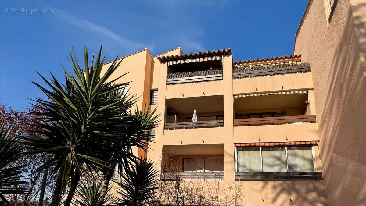 Appartement à FREJUS