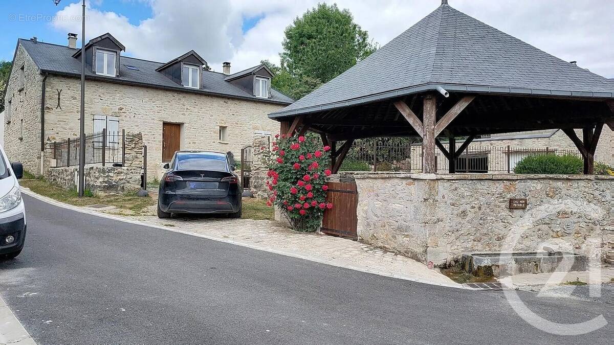 Maison à ARCIS-LE-PONSART