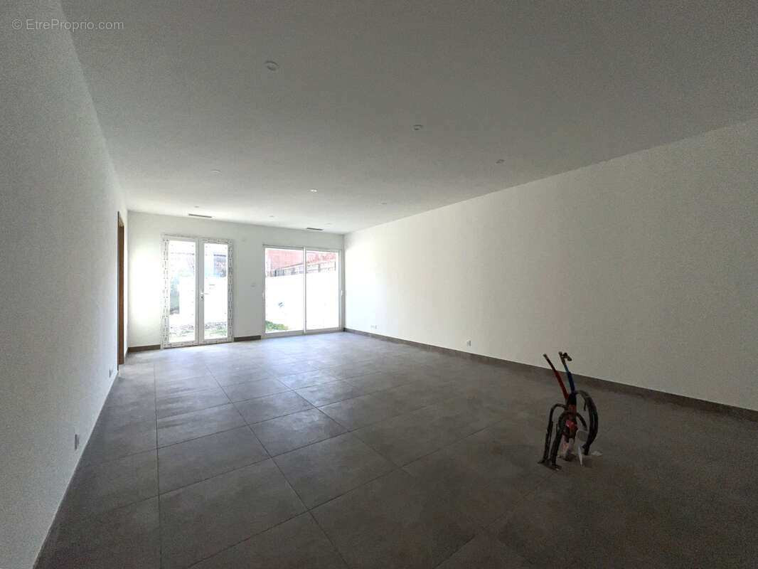 Maison à MARQUIXANES