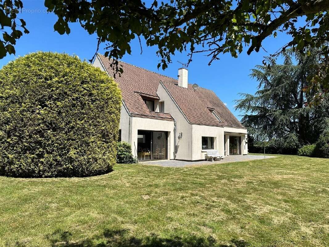 Maison à CHATEAUNEUF-EN-THYMERAIS