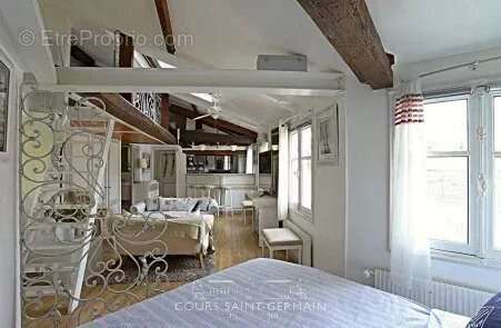 Appartement à PARIS-6E