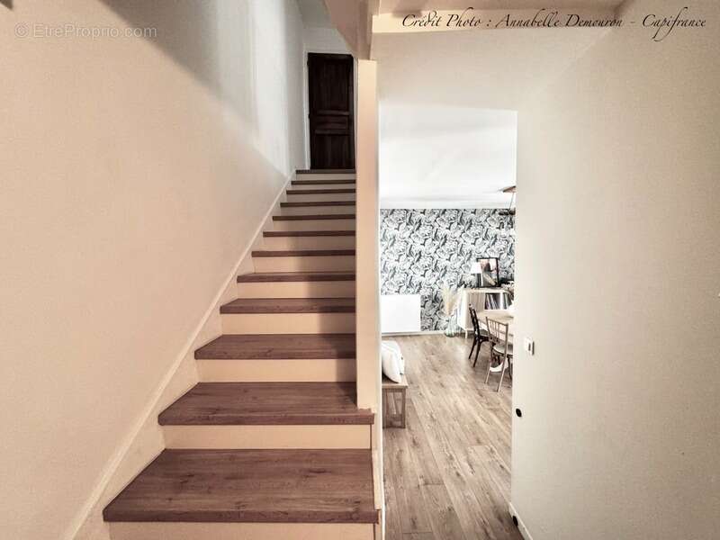 RIOM - EXCLUSIVITÉ – Maison de ville de caractère P6 entièrement rénovée avec jardin, abri et cave - photo 42