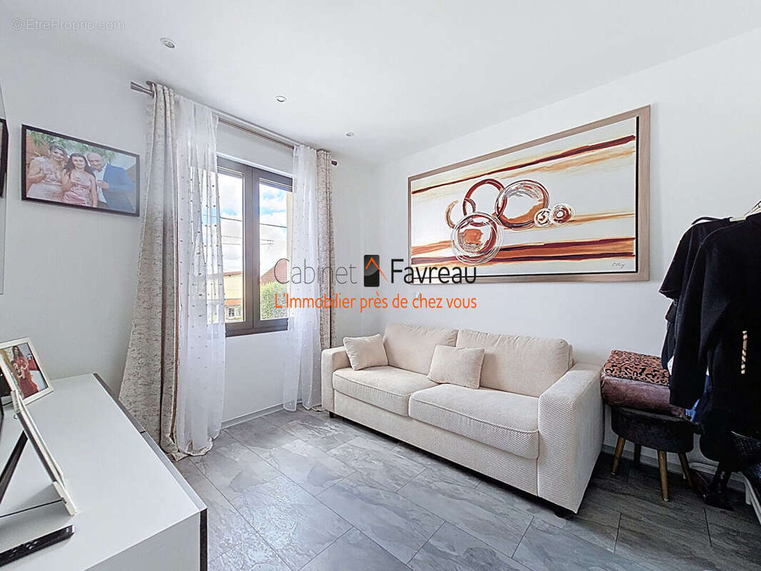 Maison à RIS-ORANGIS