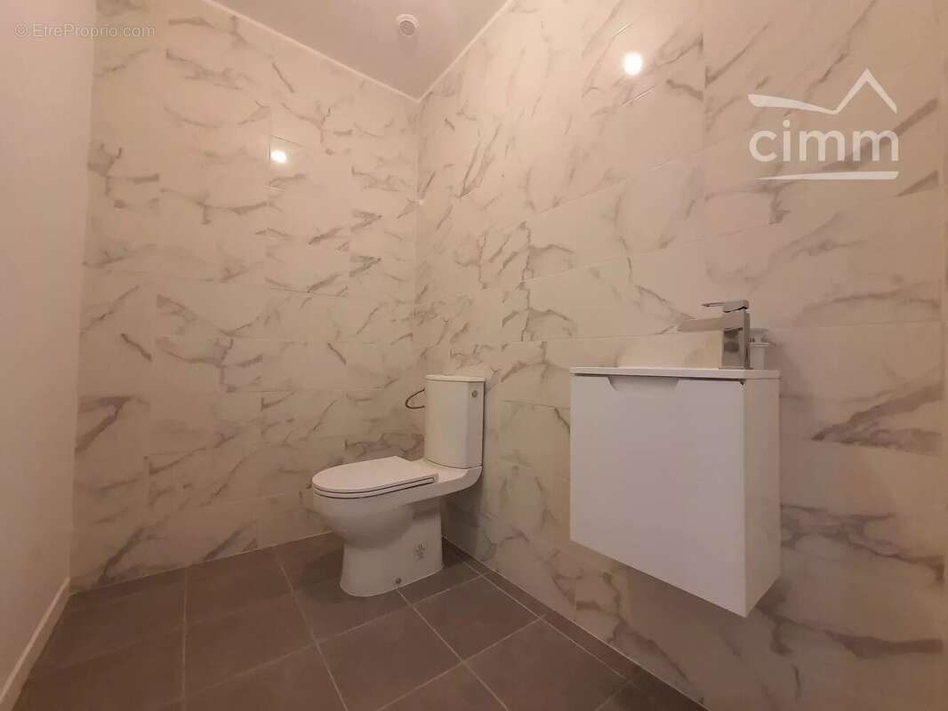 Appartement à LA TOUR-DU-PIN