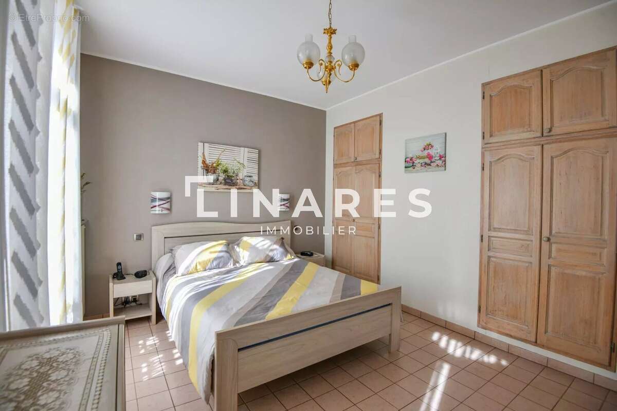 Maison à MARSEILLE-4E