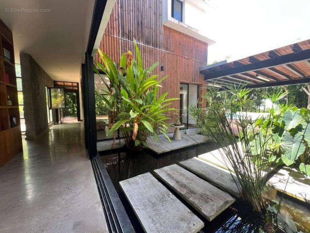 Maison à FORT-DE-FRANCE