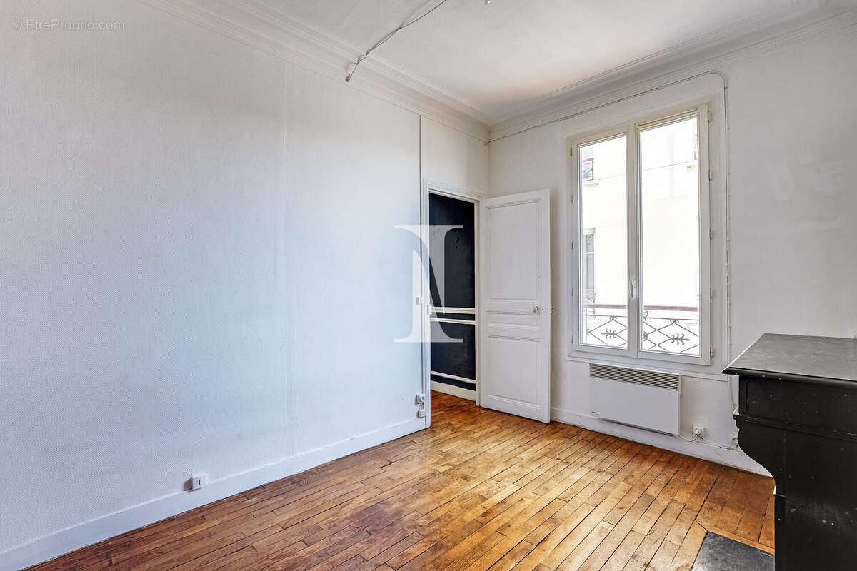Appartement à PARIS-20E