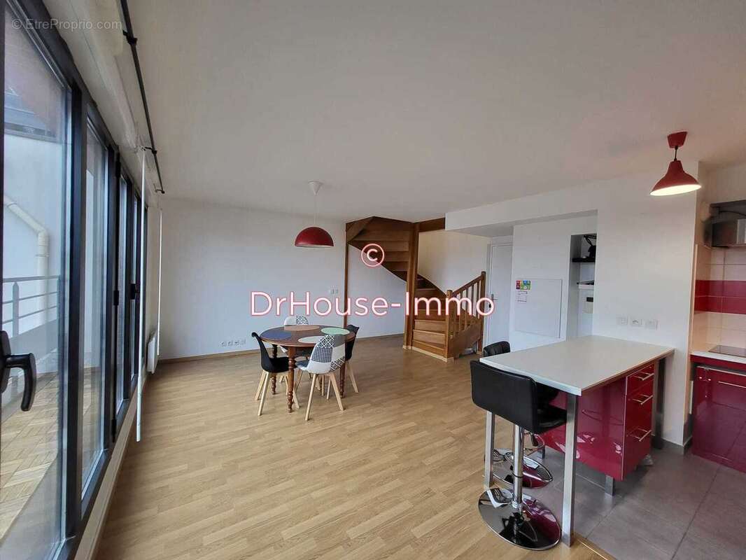 Appartement à ATHIS-MONS