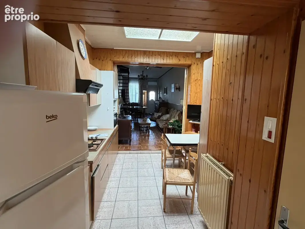 Bonne maison de ville avec jardin. - photo 2