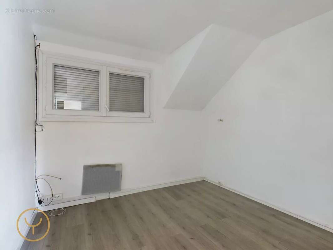 Maison à ROMILLY-SUR-SEINE