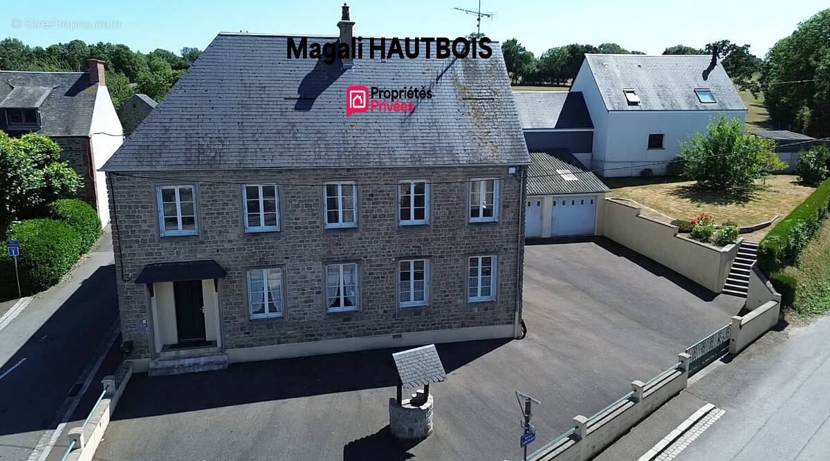 Maison à PONTAUBAULT