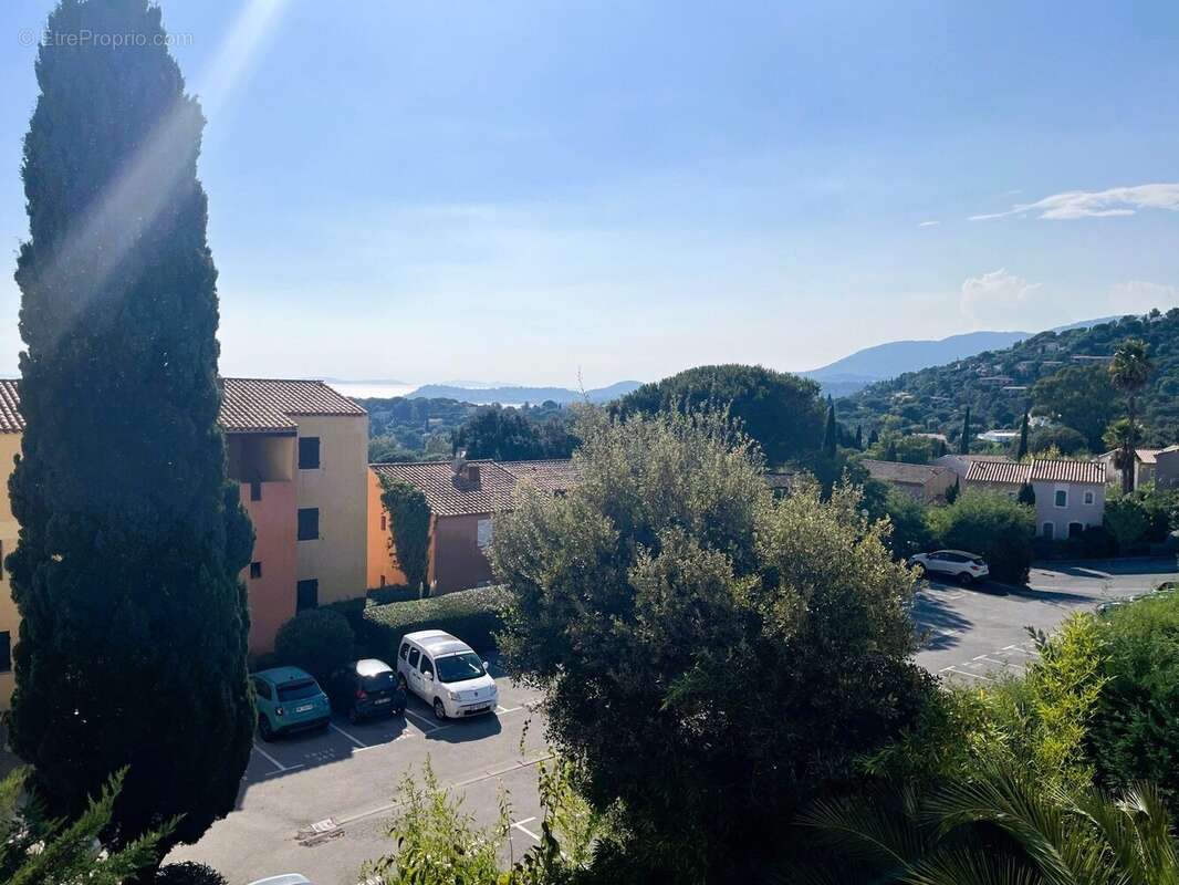 Appartement à LA CROIX-VALMER