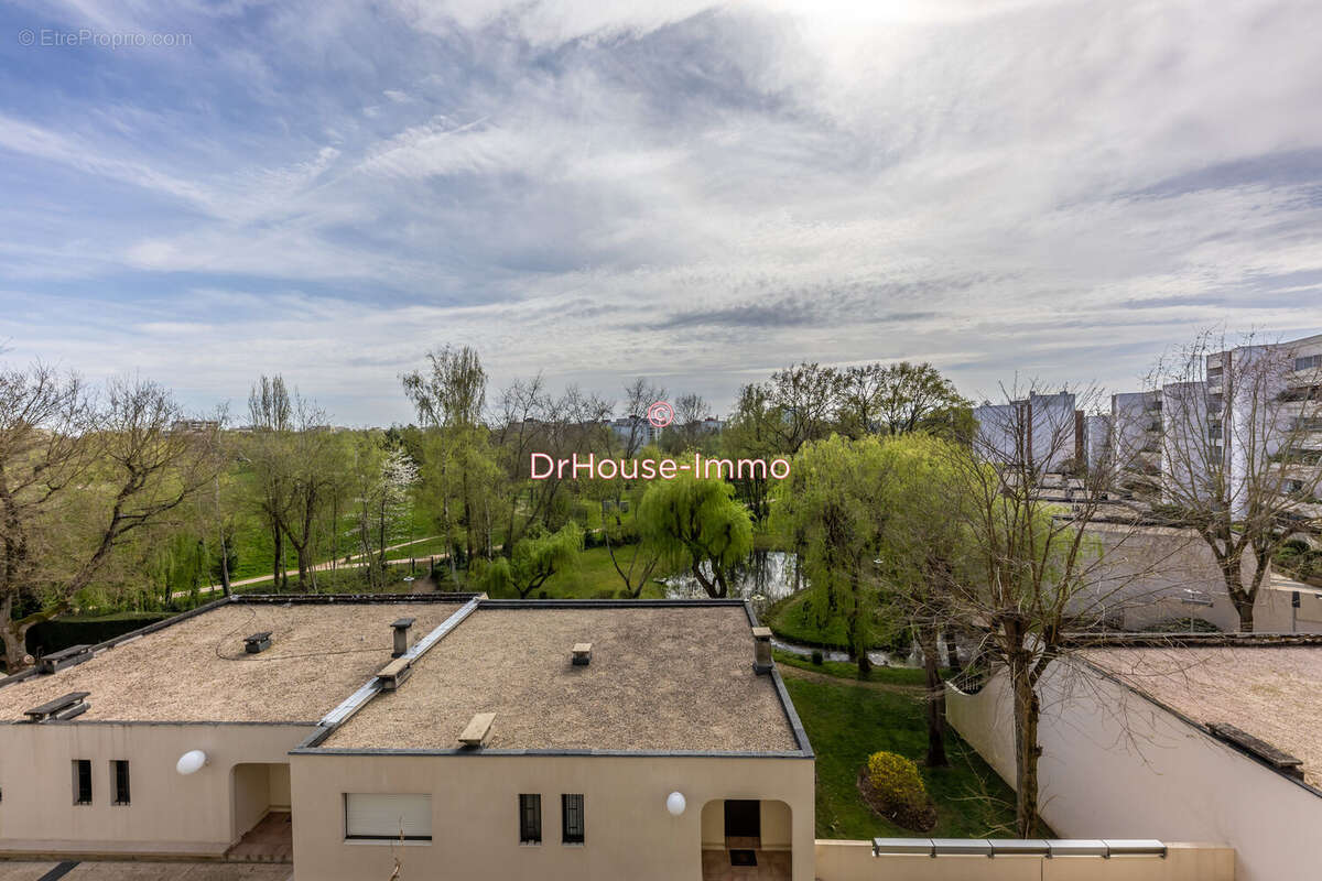 Appartement à ELANCOURT