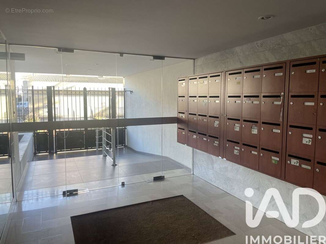 Photo 2 - Appartement à CHEVILLY-LARUE