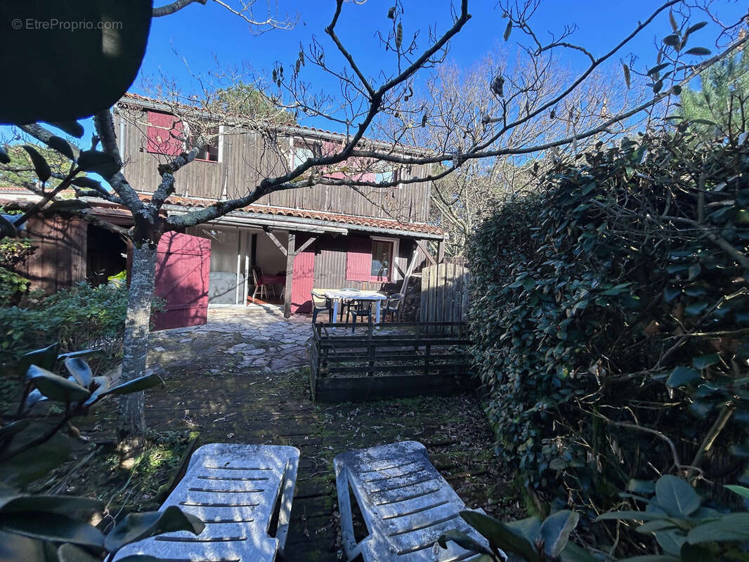 Maison à LACANAU