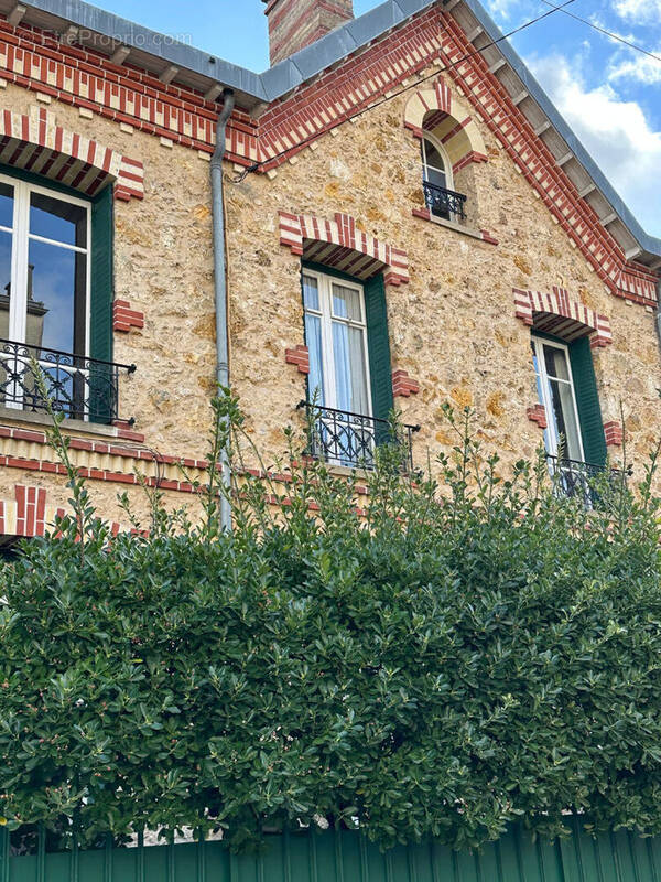 Maison à MAISONS-LAFFITTE
