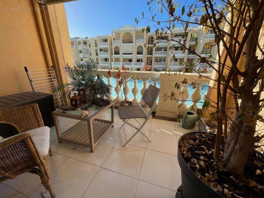 Appartement à LE CANNET