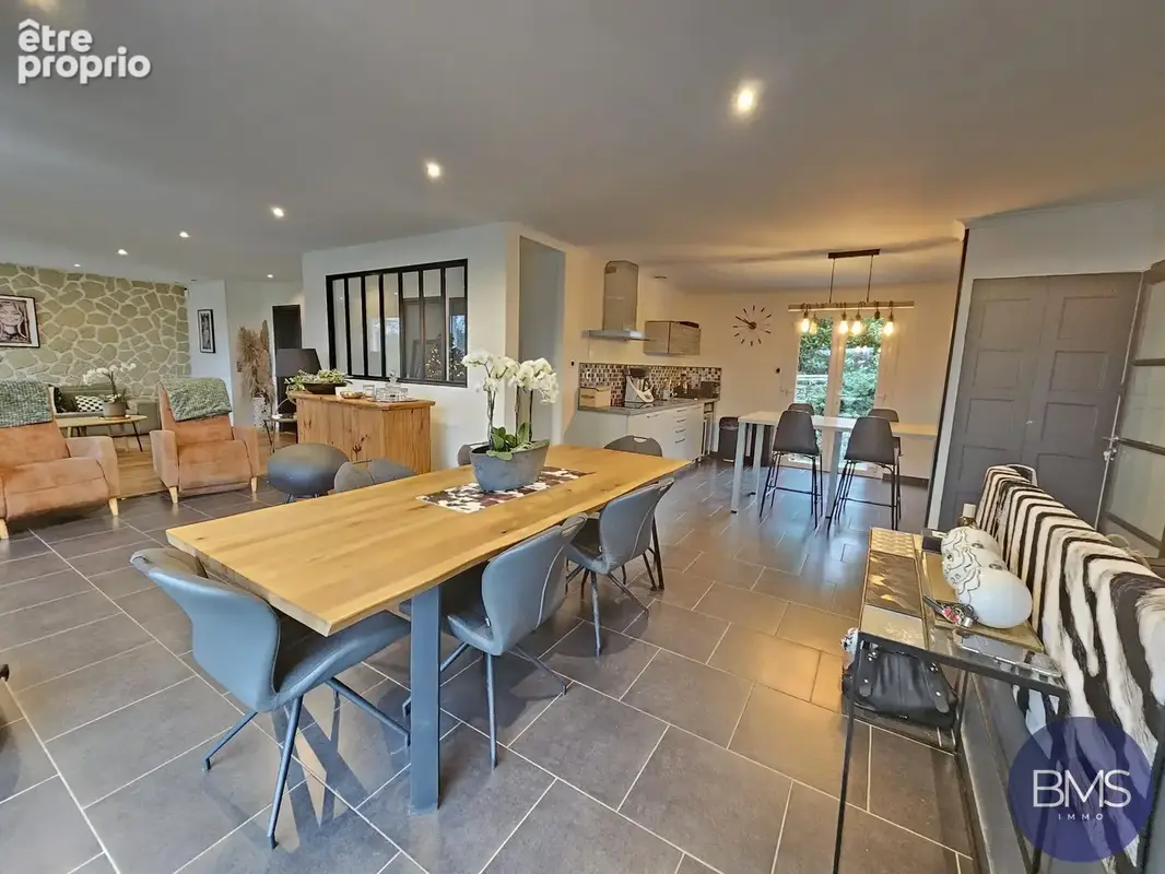 Maison 6 pièces 205 m² à vendre à Bersee (59235) - photo 1
