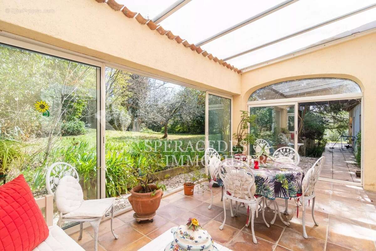 Grasse Saint-Jacques -  Ravissant mas provençal avec piscine - photo 10