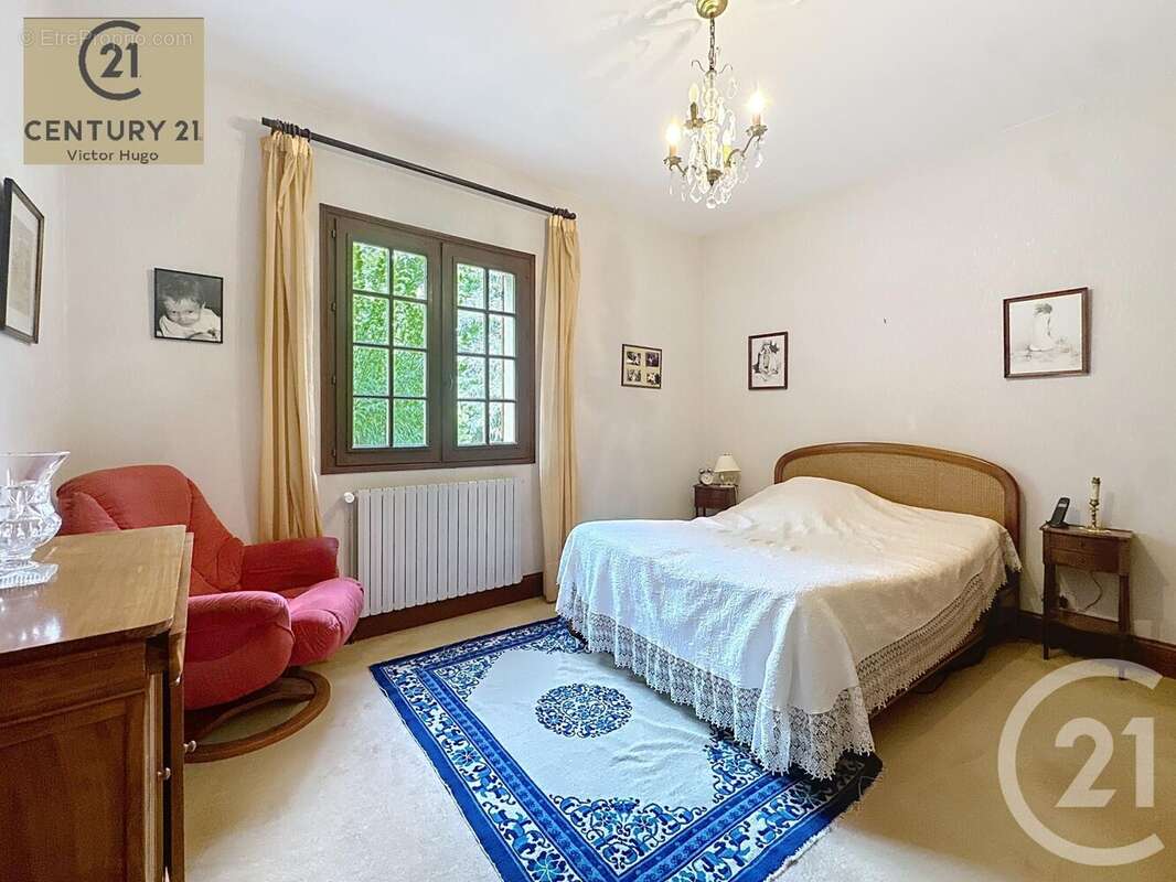 Maison à SAINT-HILAIRE-LES-PLACES