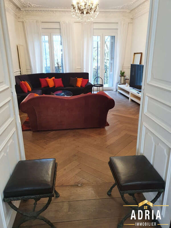 Maison 450 m² à Mulhouse  - photo 8