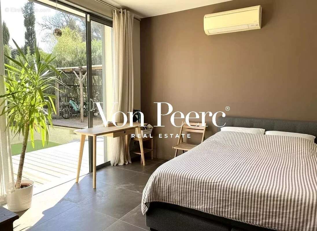 Maison à VILLENEUVE-LES-AVIGNON