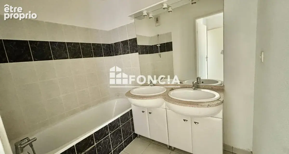 Poitiers - type 3 ideal premiere achat ou investissement locatif - photo 5