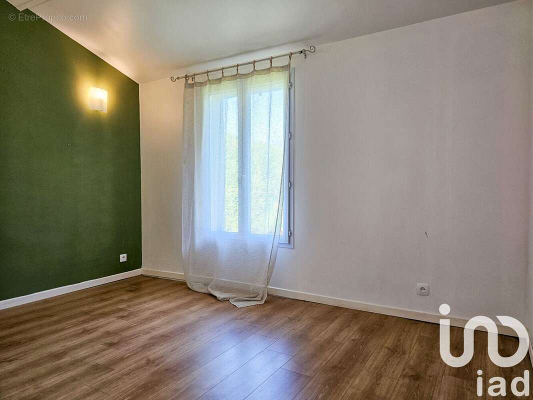 Photo 8 - Maison à SAINT-MARTIN-DE-JUSSAC