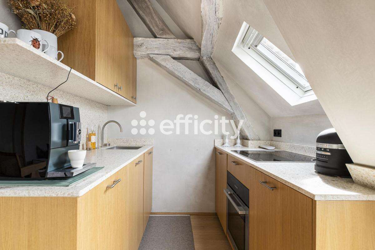 Appartement à PARIS-6E
