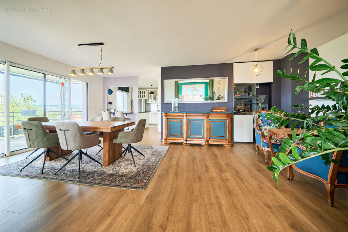 Appartement à ANNECY-LE-VIEUX