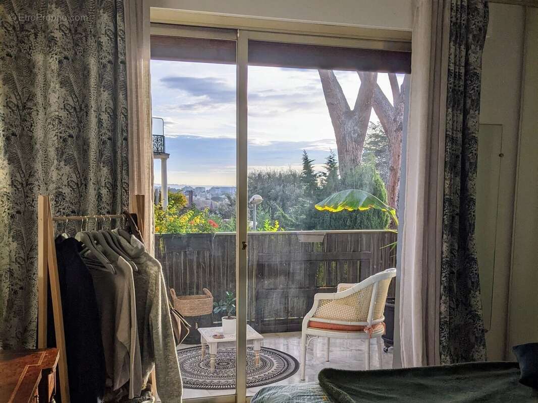 Appartement à MANDELIEU-LA-NAPOULE