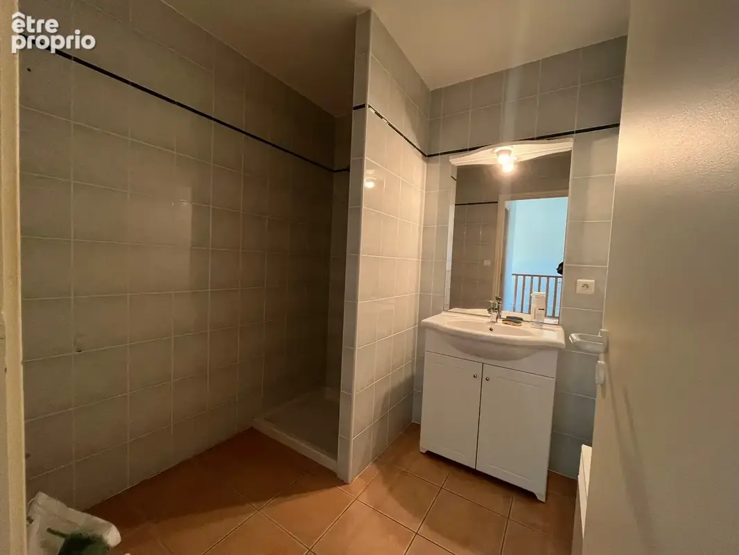 150 m2 local commercial 97 m2 + habitation 50 m2 - photo 9