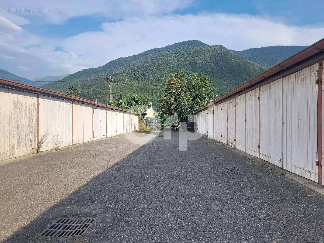 Parking à ALBERTVILLE