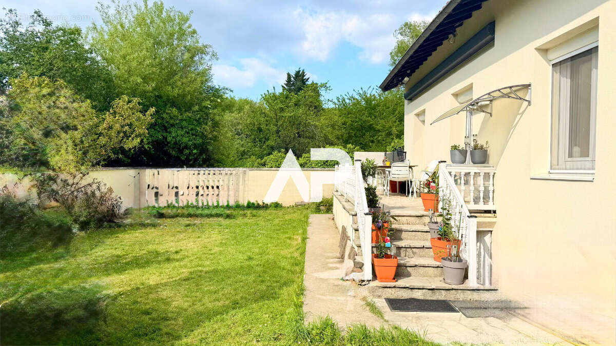 Maison à SOISY-SOUS-MONTMORENCY