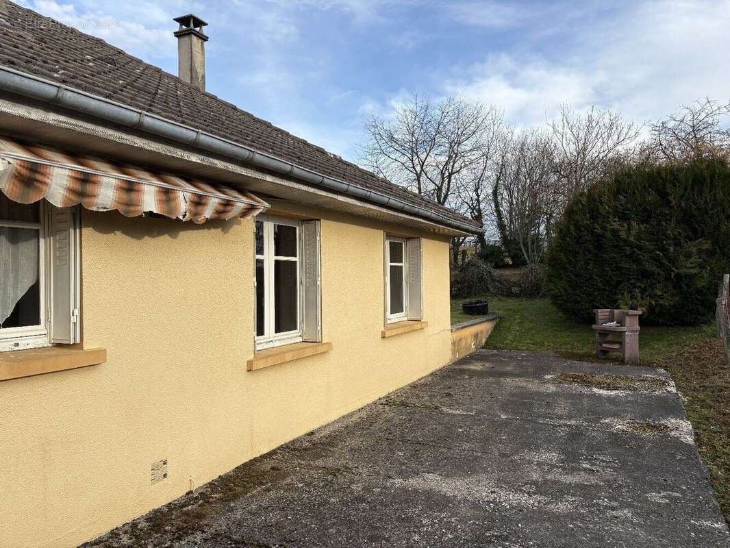 Maison à TROCHE