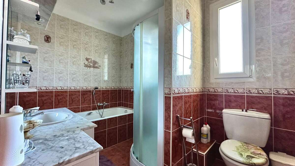 Maison à CASSAGNES-BEGONHES