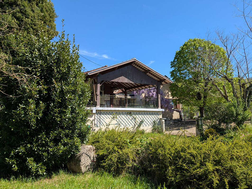 Maison à MILHARS