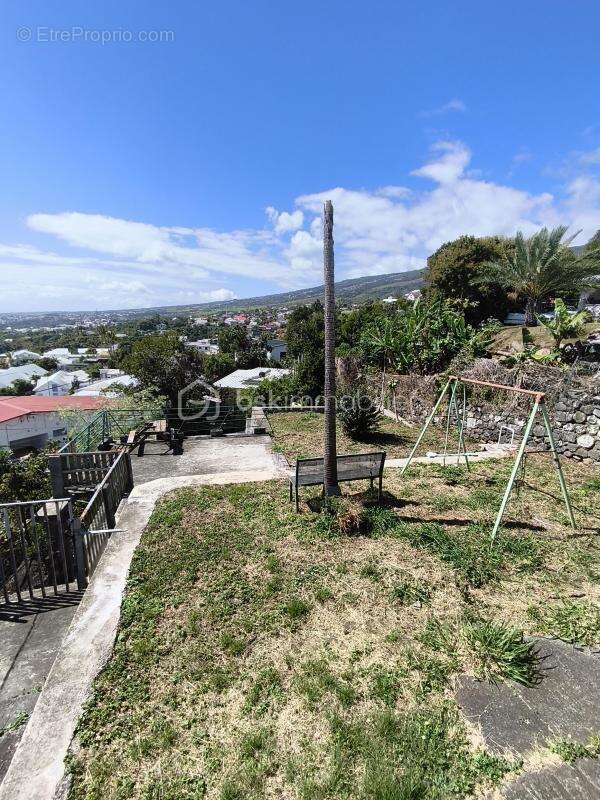 Maison à SAINT-DENIS