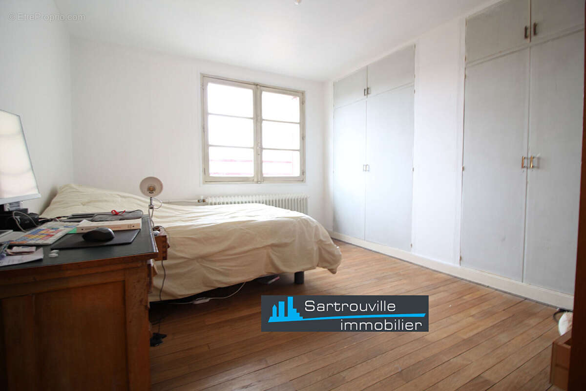 Maison à SARTROUVILLE