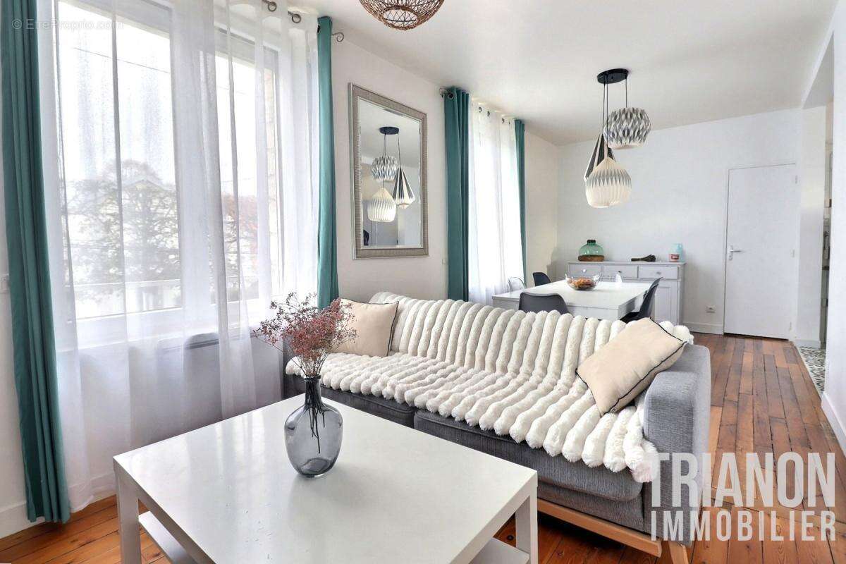 Appartement à POISSY