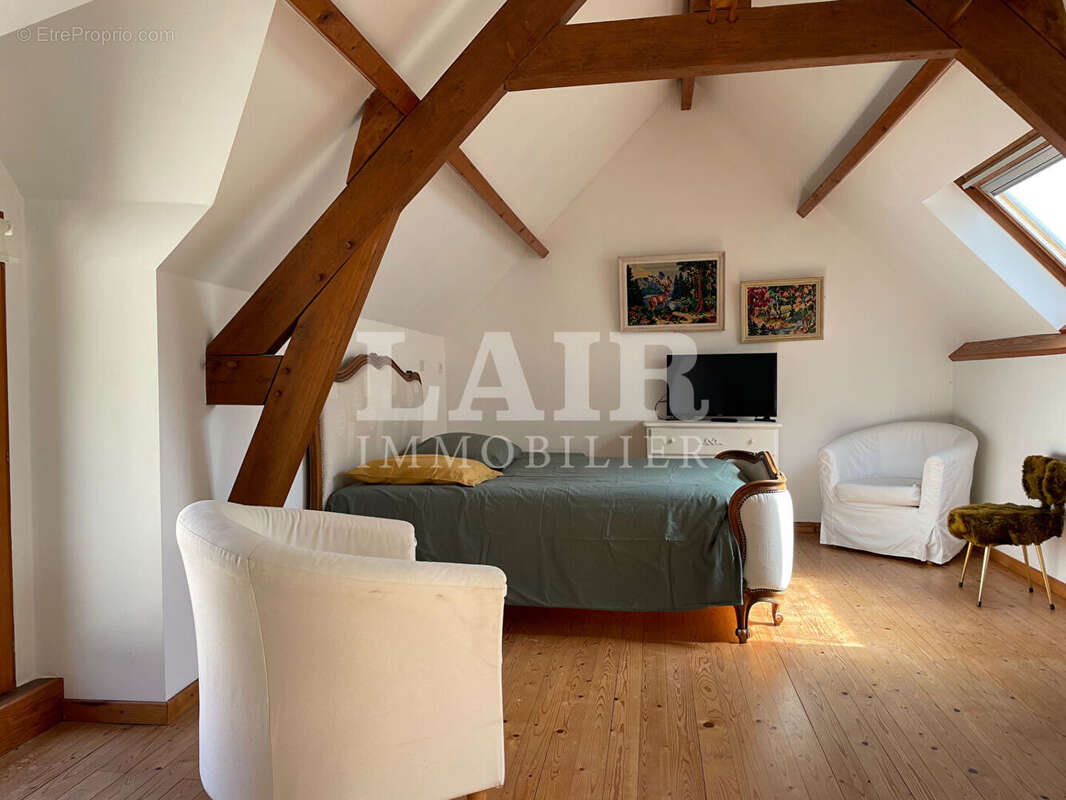 Ensemble à vendre avec une piscine au calme, réf B14992 - photo 8