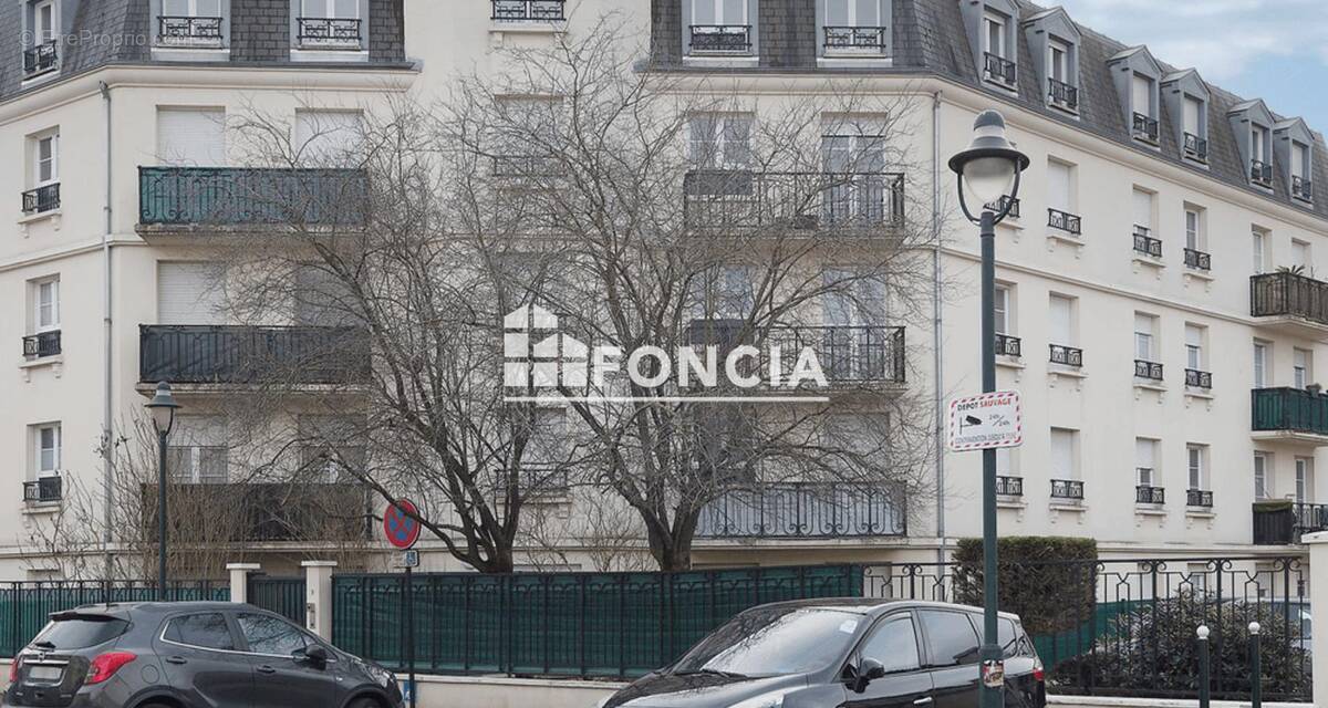 Appartement à CORBEIL-ESSONNES