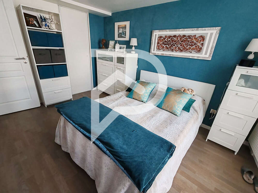 Appartement à COLOMBES