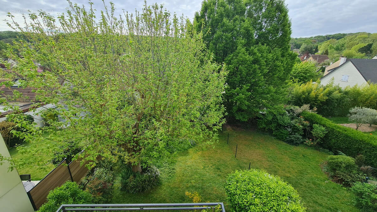 Maison à BURES-SUR-YVETTE